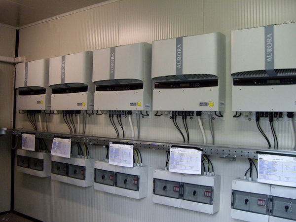 Impianti fotovoltaici - Locale Inverter Impianto 72,68 Kvp a Capo di Ponte (BS)